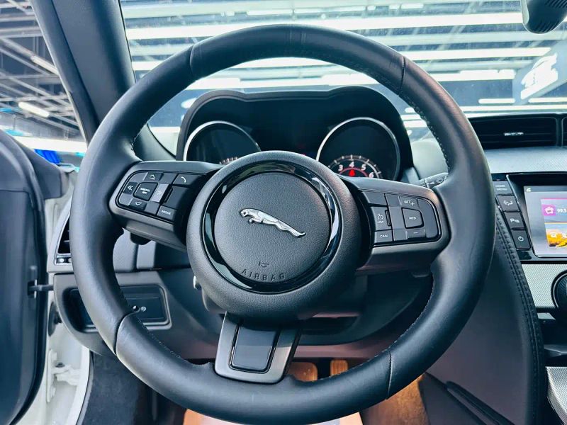Jaguar F-TYPE