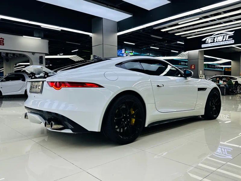 Jaguar F-TYPE