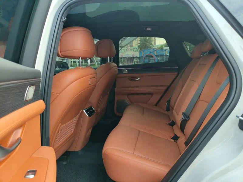 seres m5