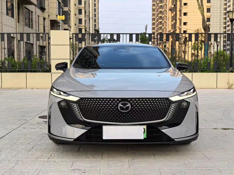 Mazda ez-6