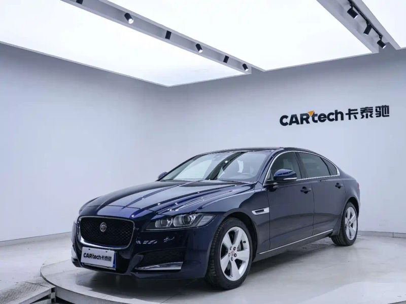 Jaguar xf