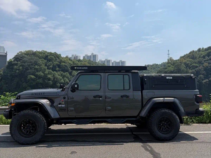 Jeep gladiator