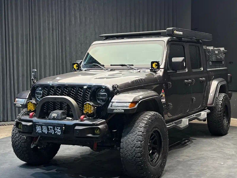 Jeep gladiator