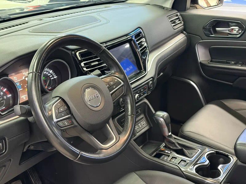 Jeep grand_commander