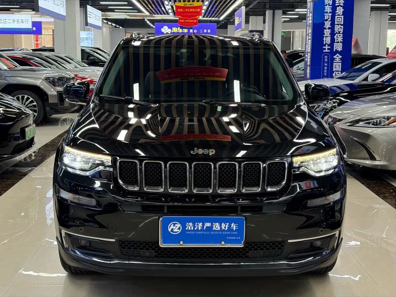 Jeep grand_commander