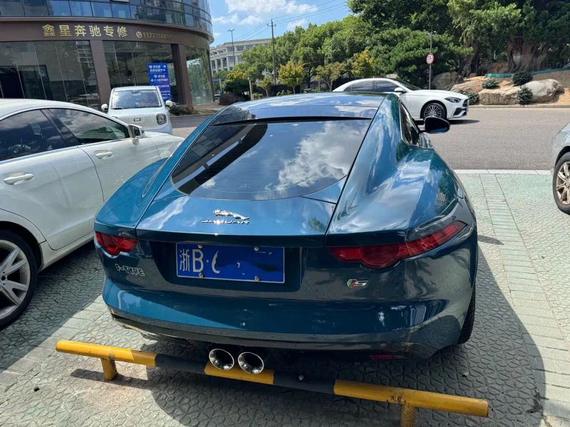 Jaguar F-TYPE