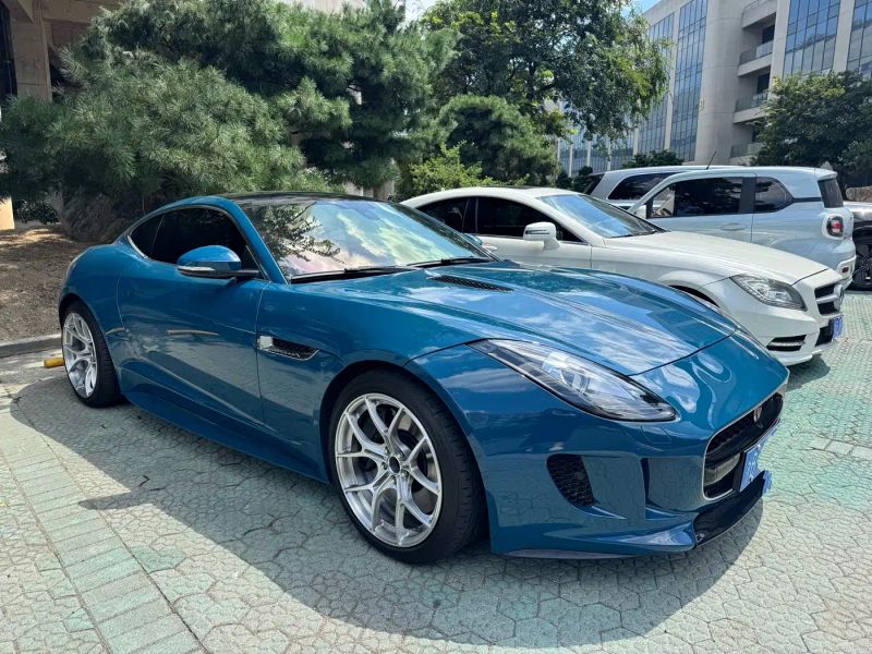 Jaguar F-TYPE