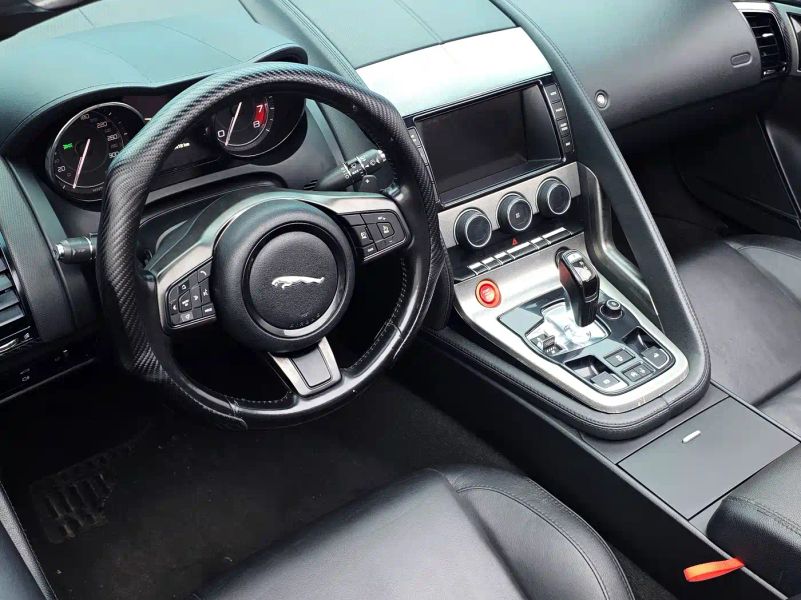 Jaguar F-TYPE