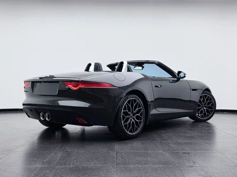 Jaguar F-TYPE