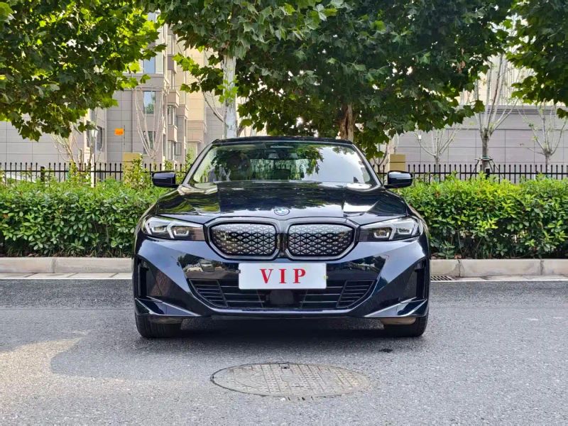 BMW i