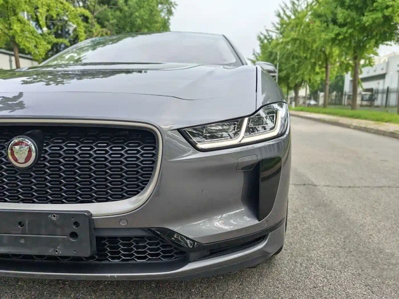 Jaguar I-PACE