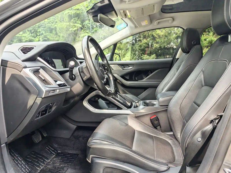Jaguar I-PACE
