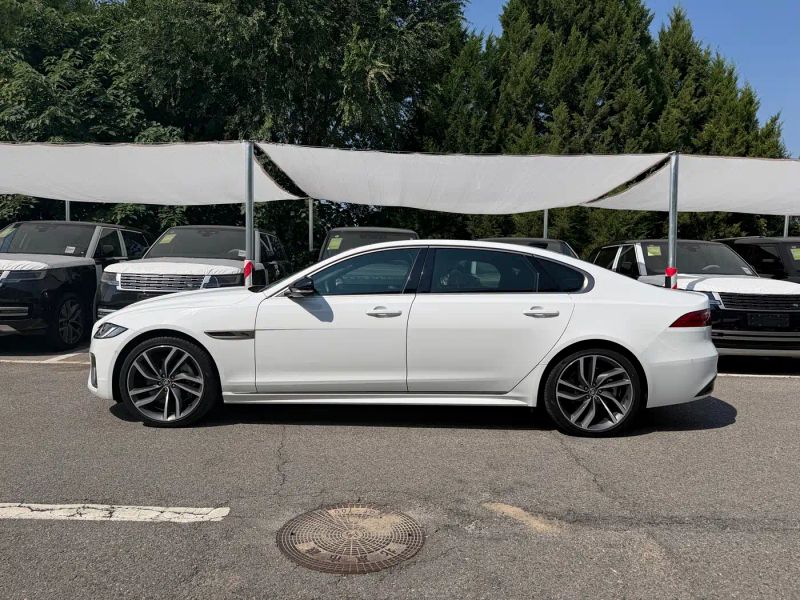 Jaguar xf