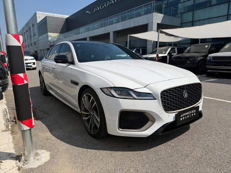 Jaguar xf