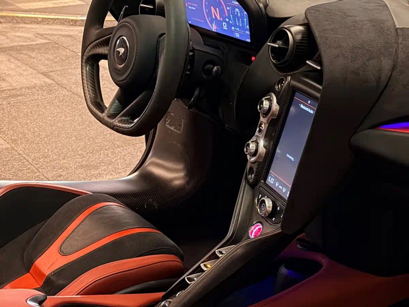 Mclaren mclaren_720s