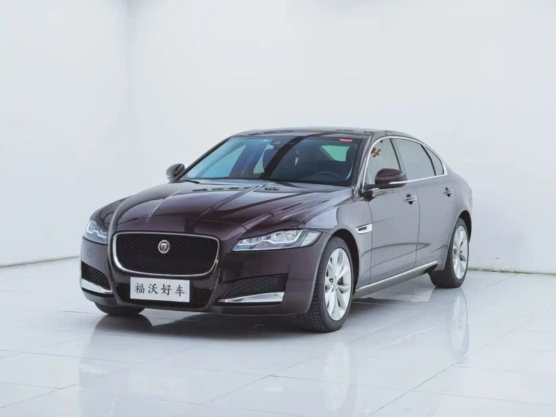 Jaguar xf