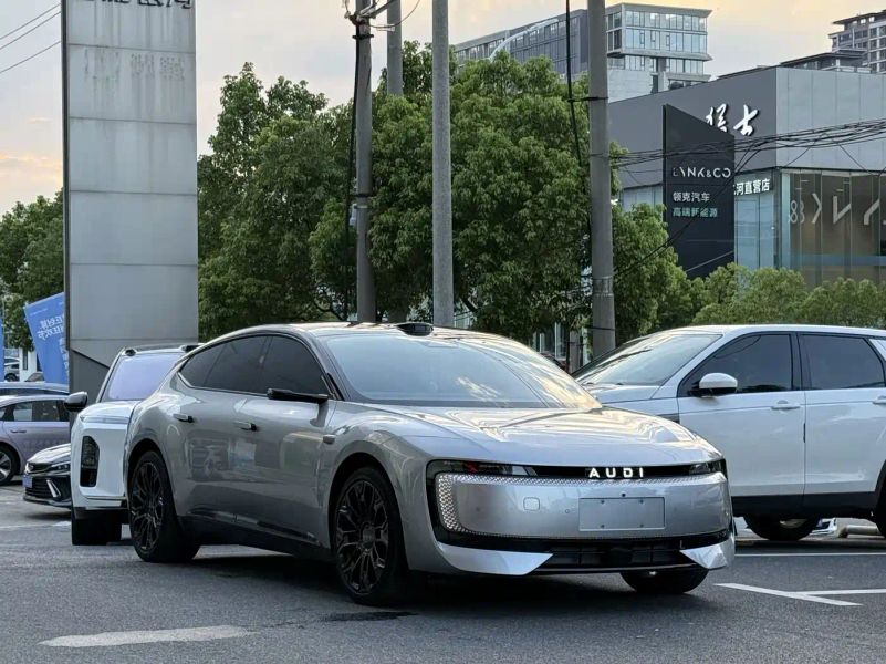 Audi e5
