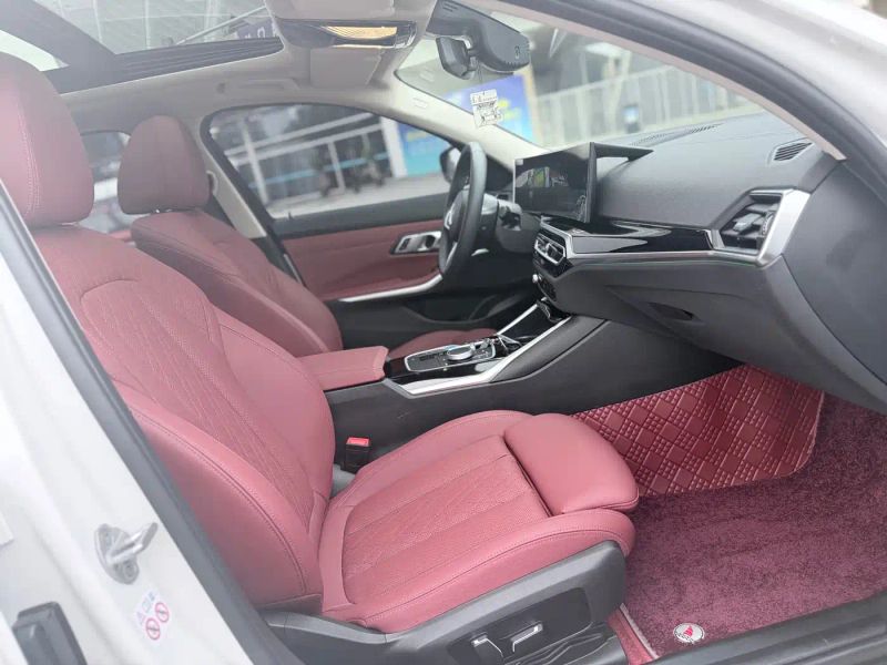 BMW i