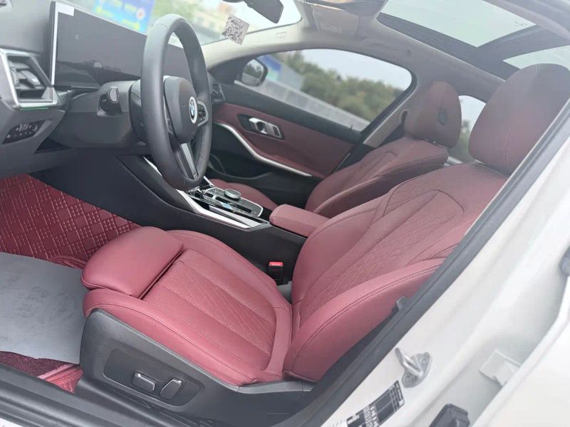 BMW i