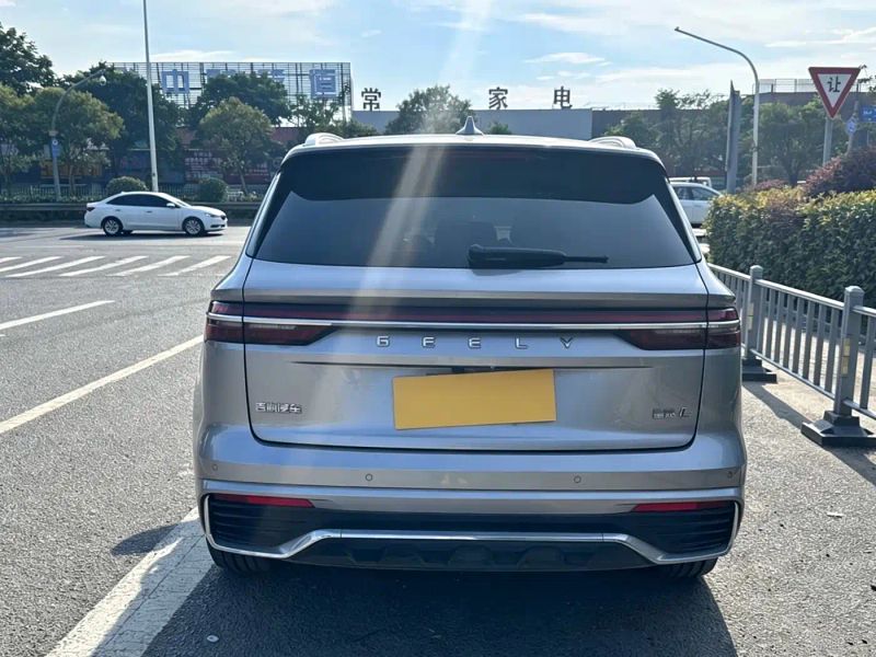 Geely xingyue-l