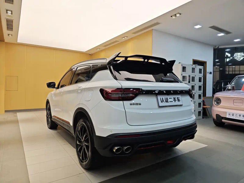 Geely binyue