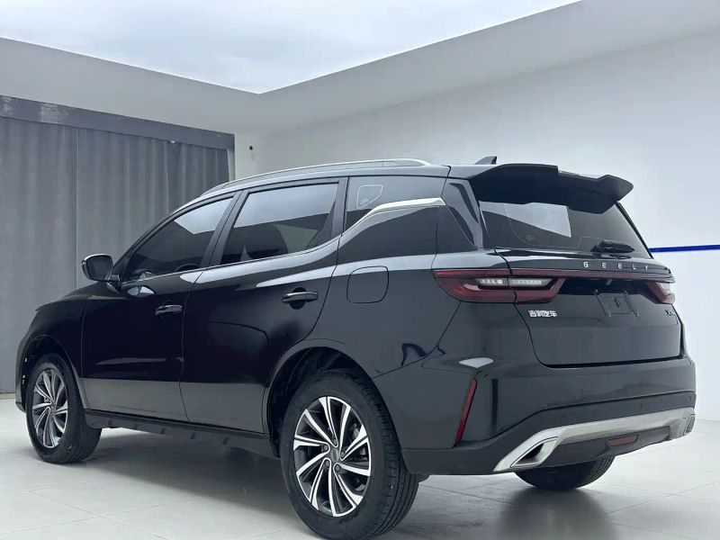 Geely x6