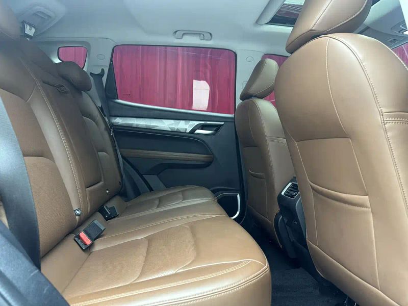 Geely x6