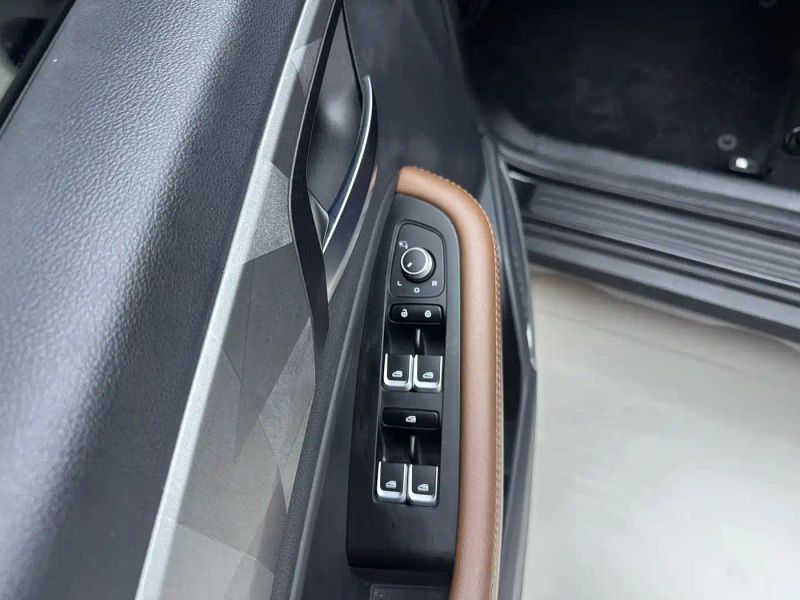 Geely x6