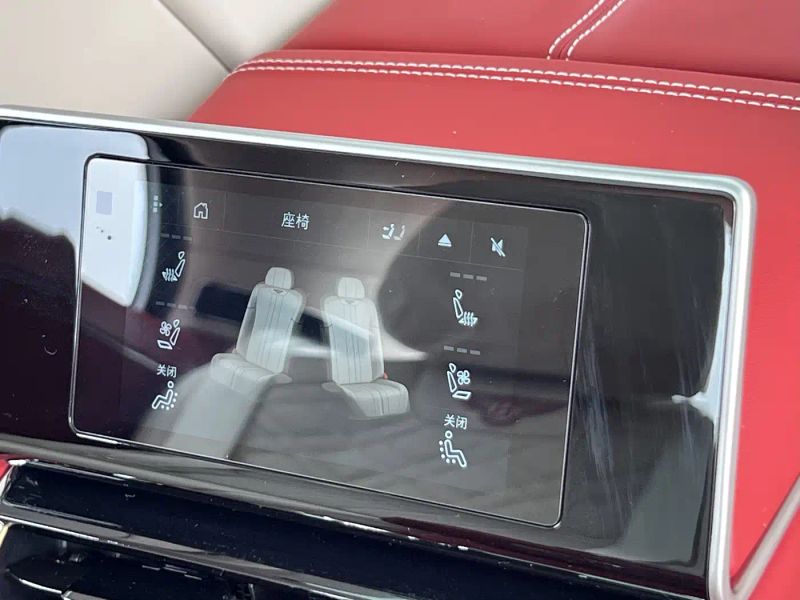 tian-yue sedan