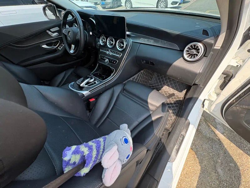 Mercedes-benz c-class
