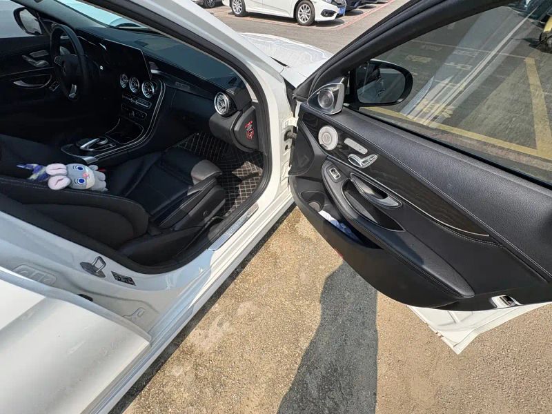 Mercedes-benz c-class