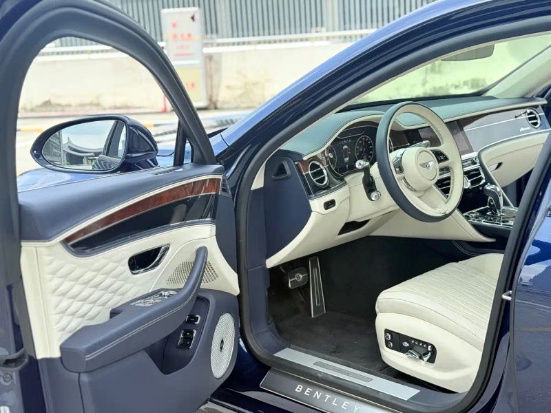 tian-yue sedan