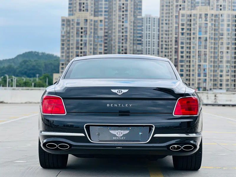 tian-yue sedan