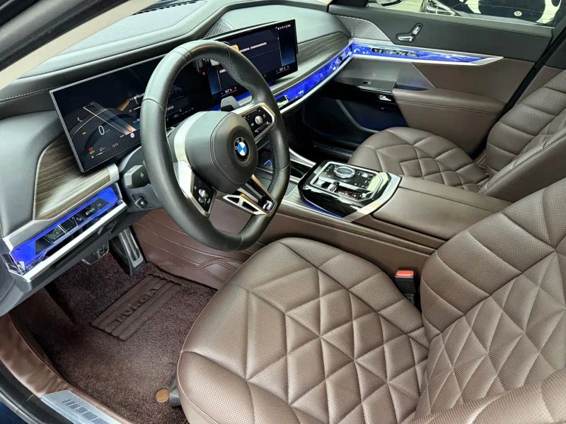 BMW 7-series