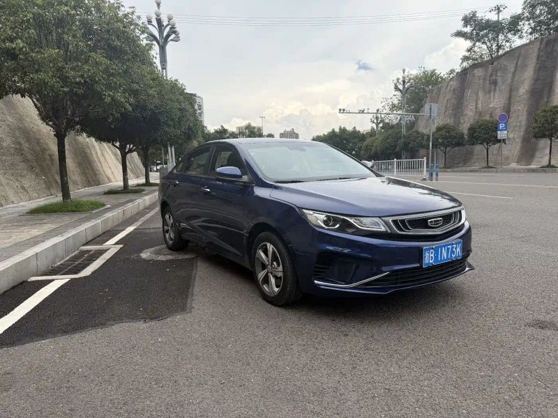 Geely gl