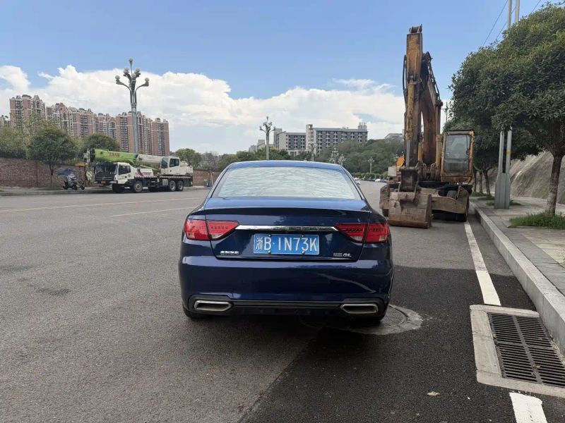 Geely gl