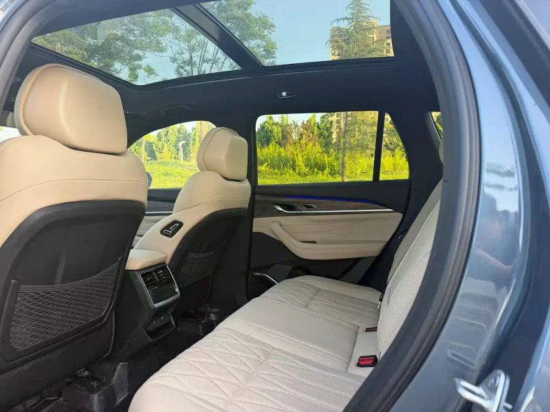 Geely xingyue-l