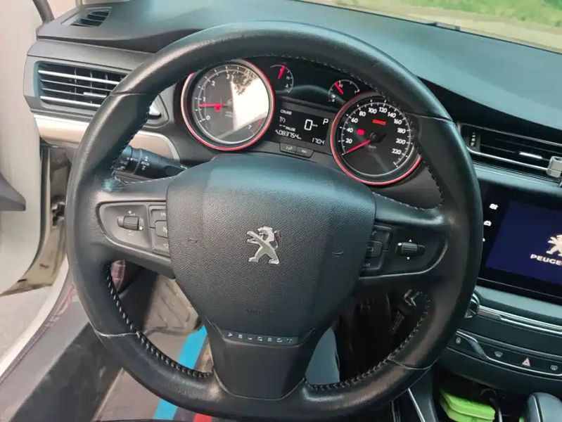 Peugeot peugeot_408
