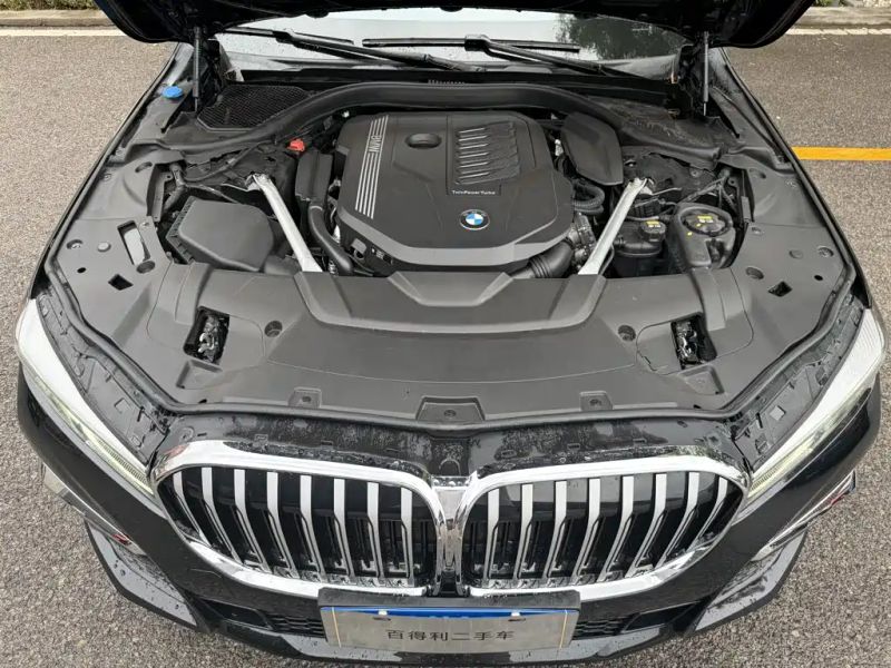 BMW 7-series