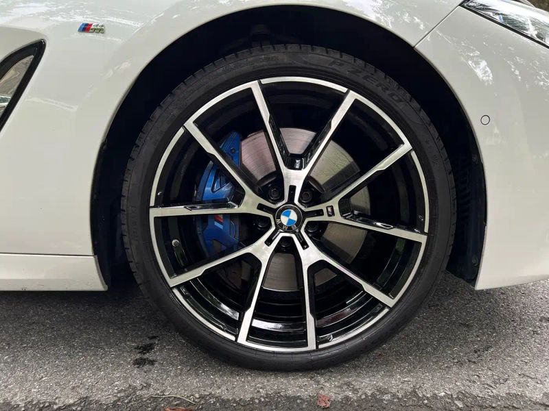 BMW 8-series