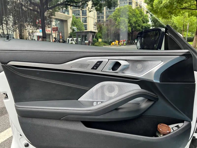 BMW 8-series