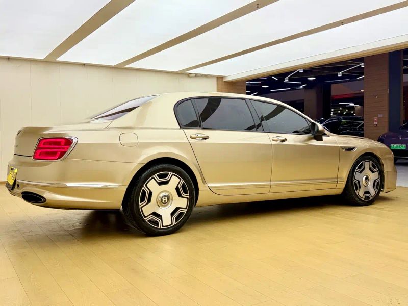 tian-yue sedan