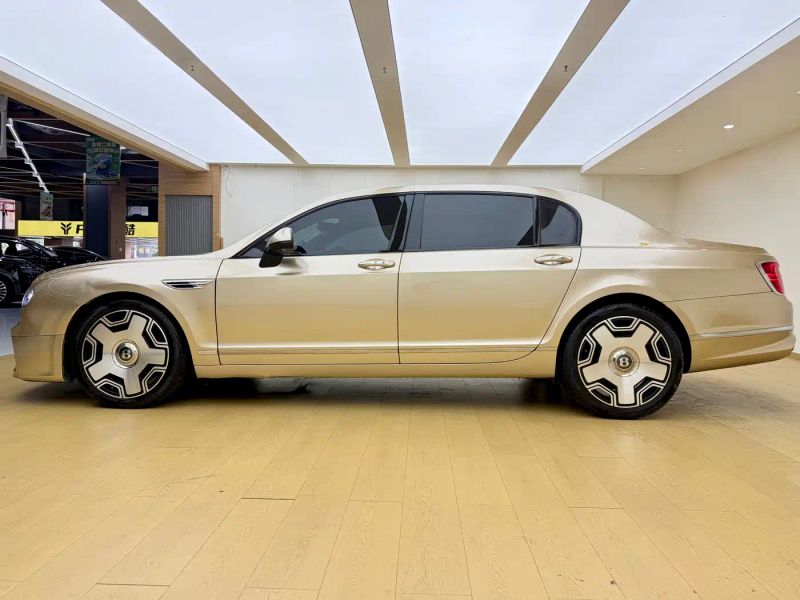 tian-yue sedan
