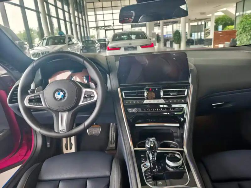 BMW 8-series