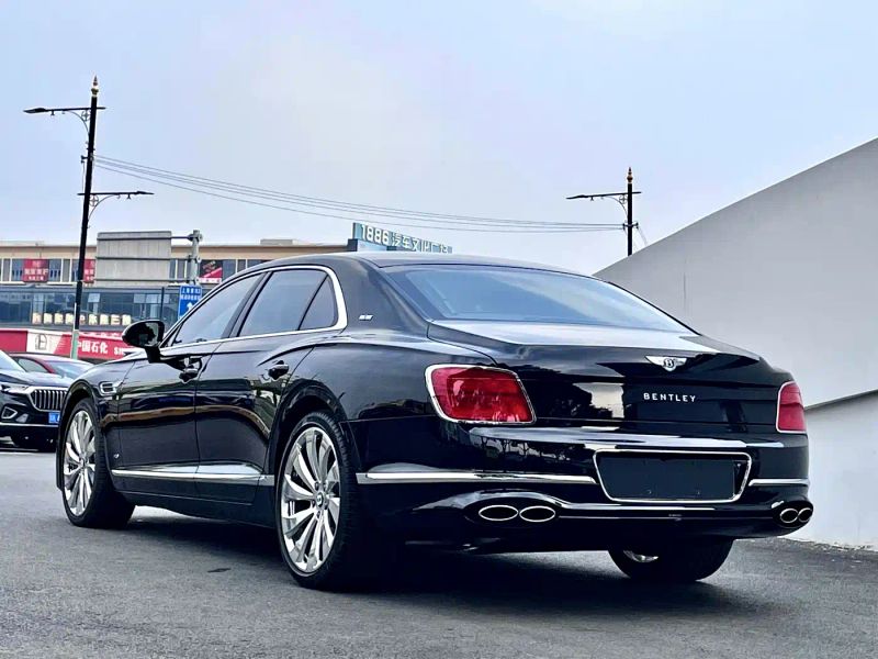 tian-yue sedan
