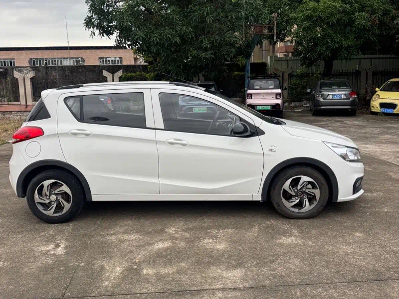 Baojun 310