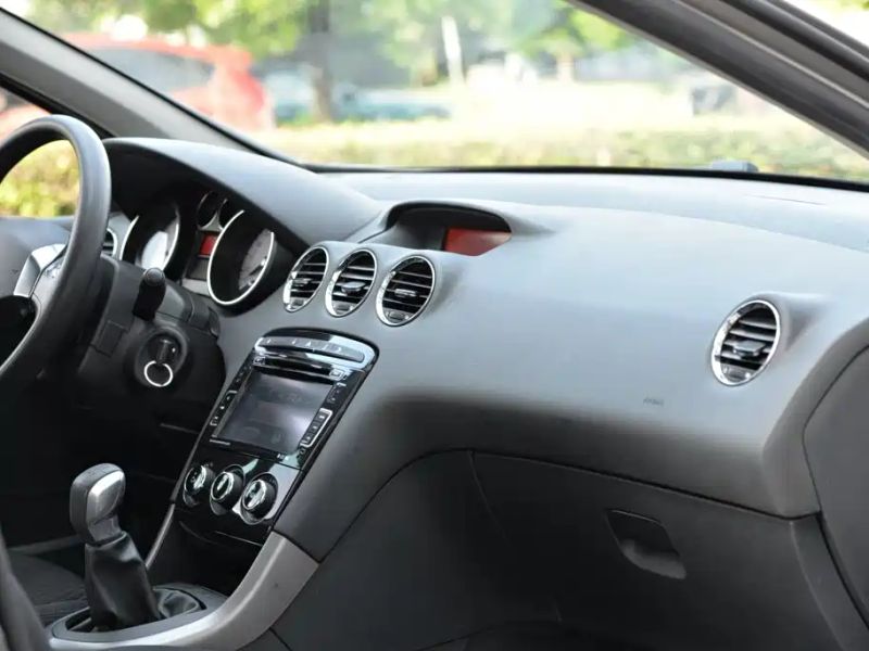 Peugeot peugeot_408