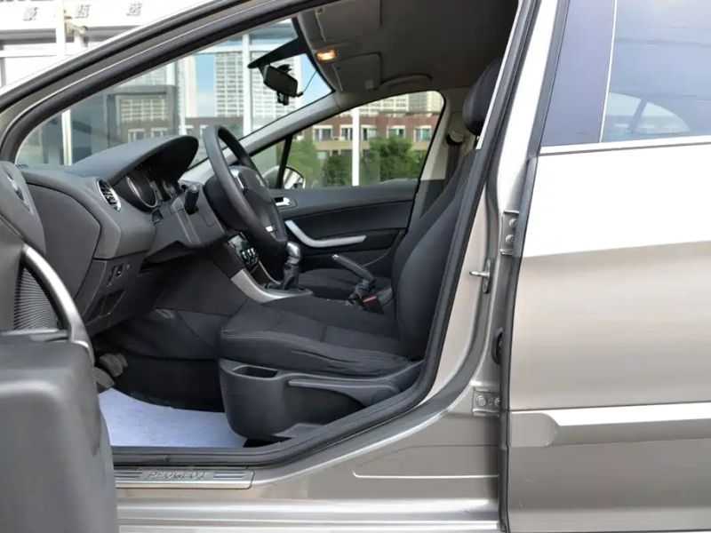 Peugeot peugeot_408