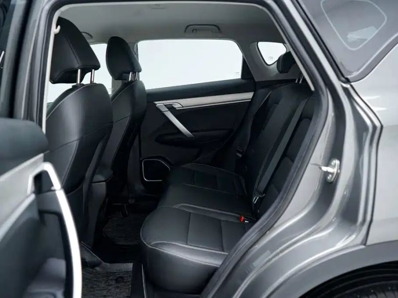 Geely binyue