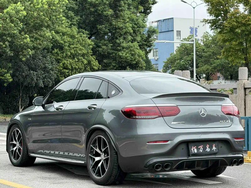 Mercedes-benz glc